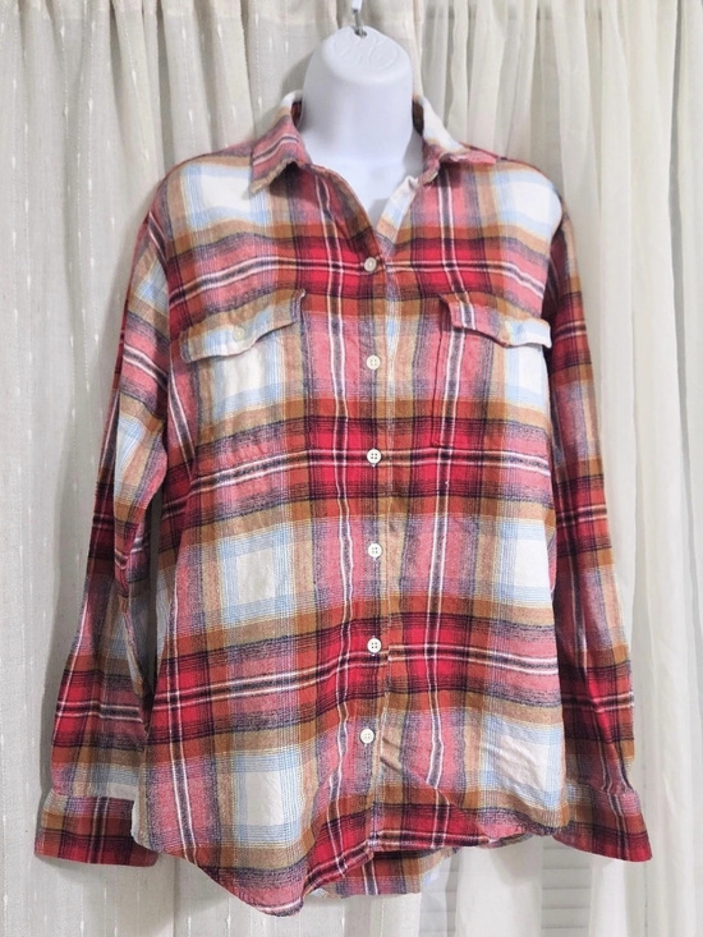Old Navy Plaid Boyfriend Shirt -Button Down Shirt Red & Blue Size XL Like New
